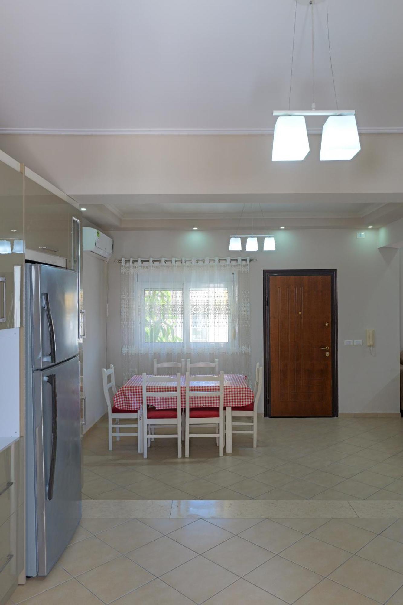 Dana Hotel Apartments ซารานเดอ ภายนอก รูปภาพ