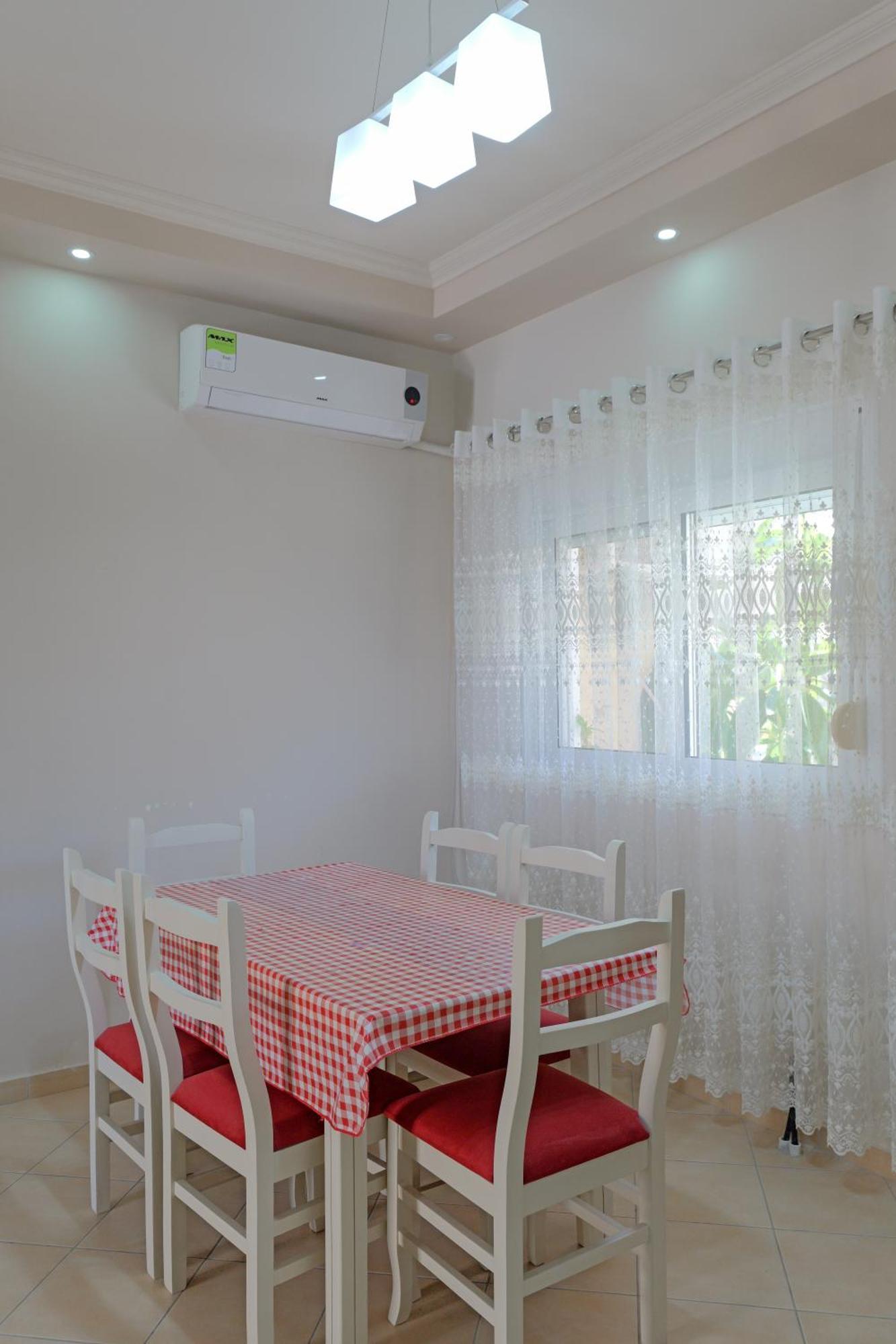 Dana Hotel Apartments ซารานเดอ ภายนอก รูปภาพ