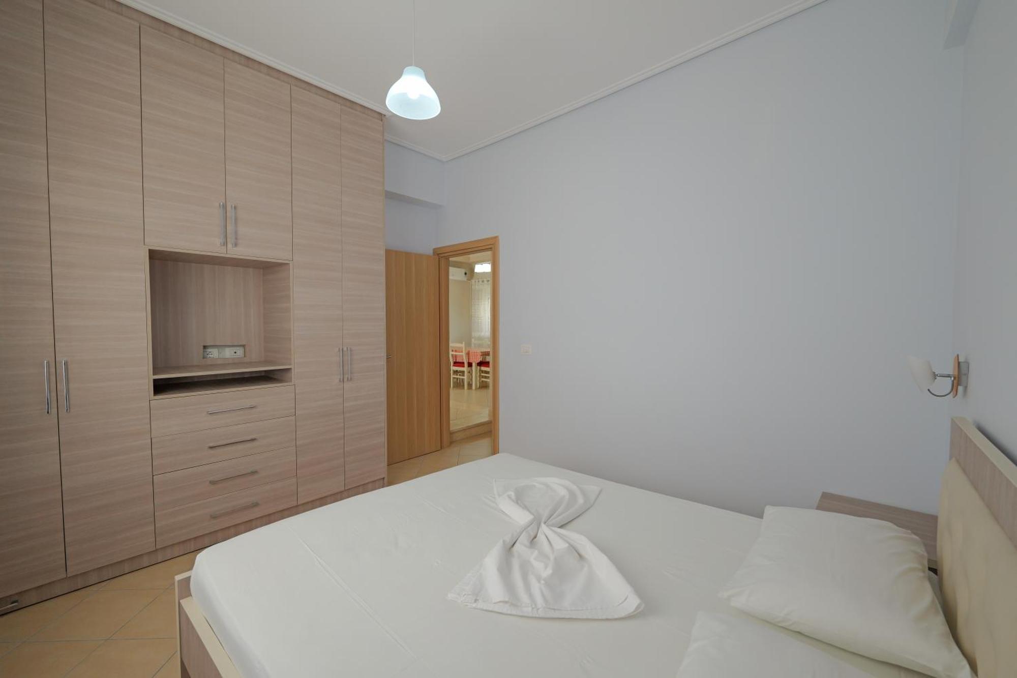 Dana Hotel Apartments ซารานเดอ ภายนอก รูปภาพ