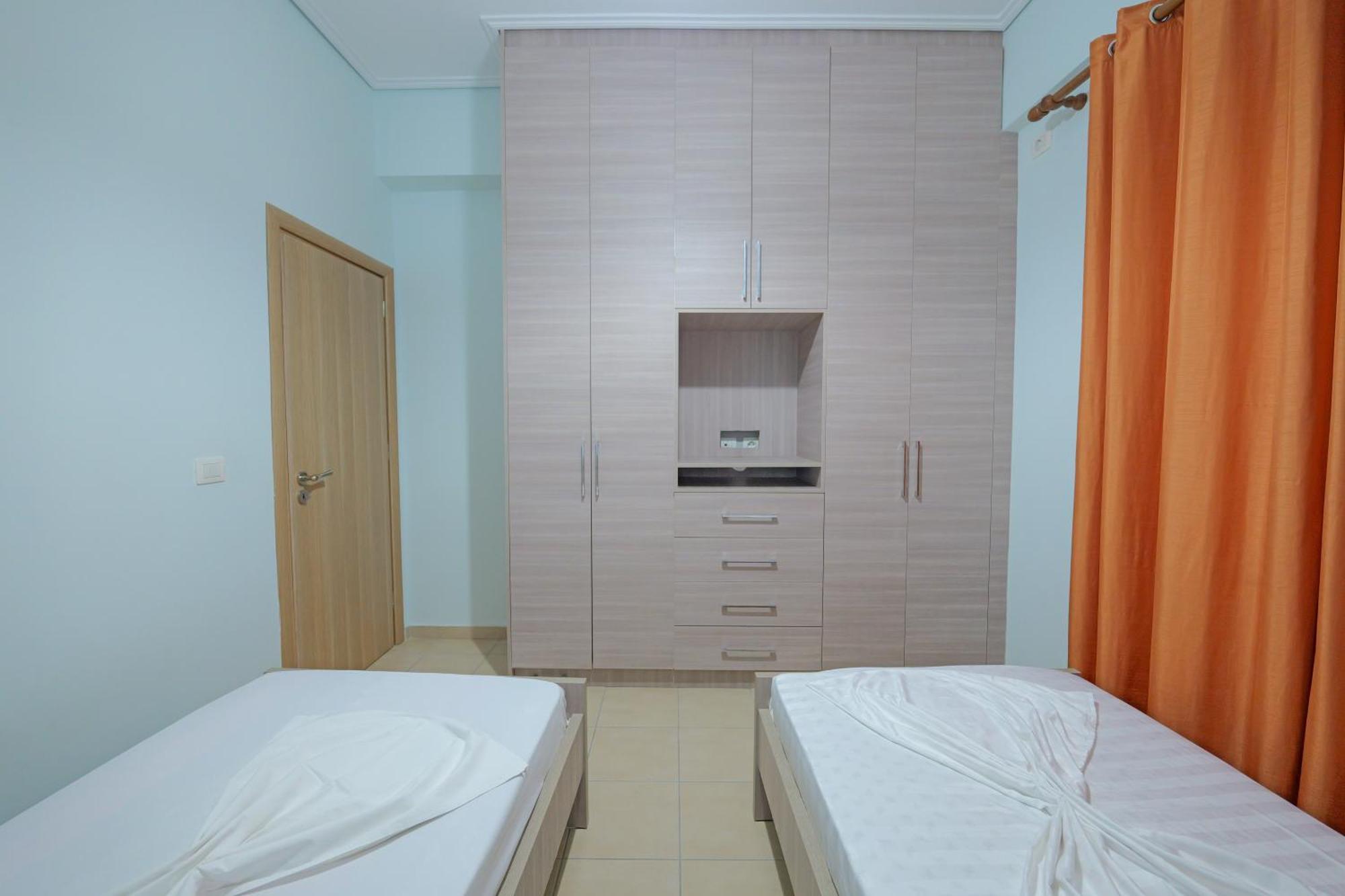 Dana Hotel Apartments ซารานเดอ ภายนอก รูปภาพ