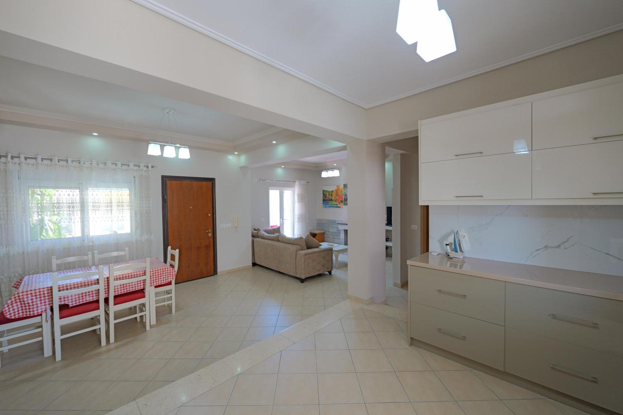 Dana Hotel Apartments ซารานเดอ ภายนอก รูปภาพ