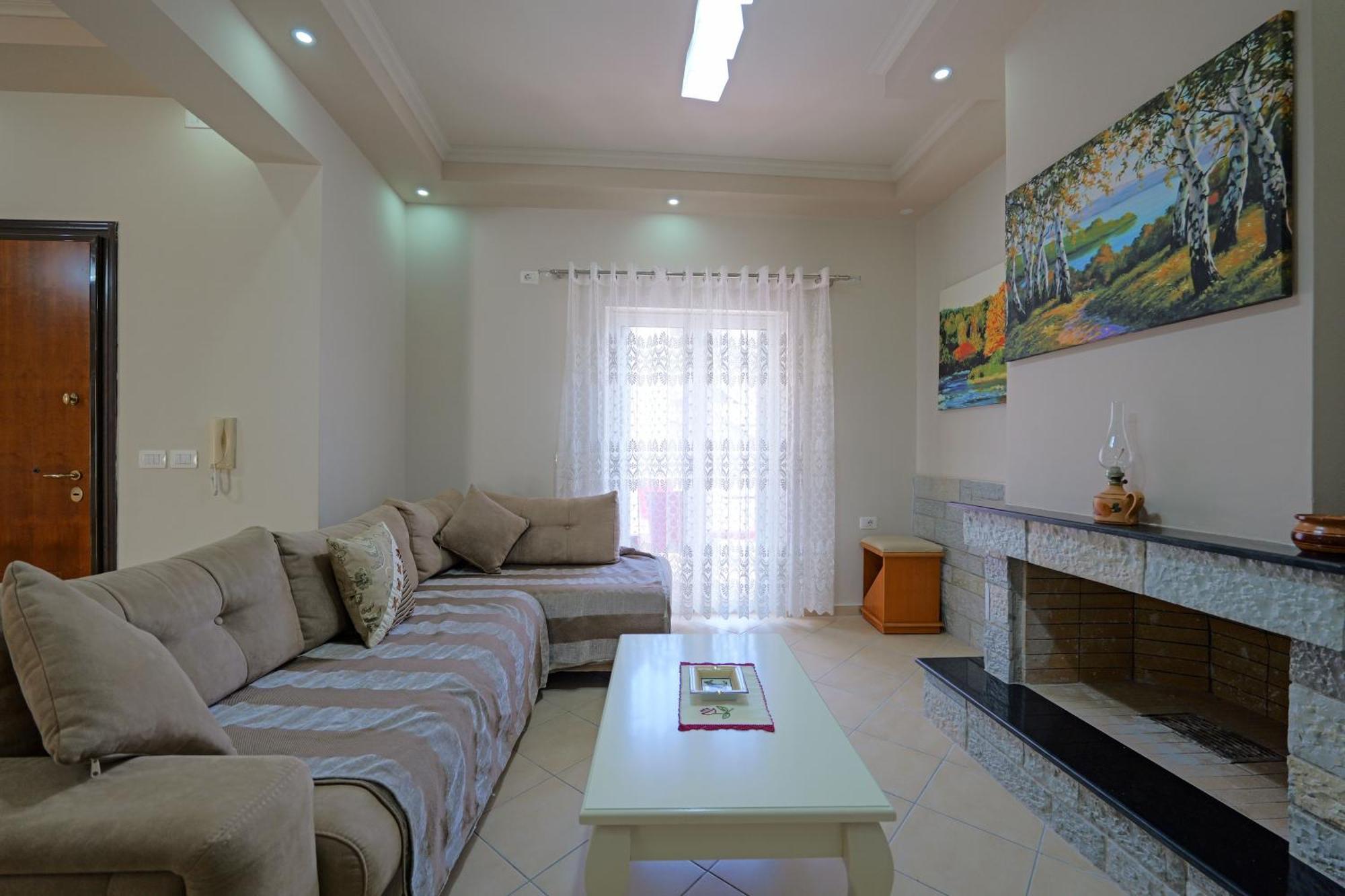Dana Hotel Apartments ซารานเดอ ภายนอก รูปภาพ